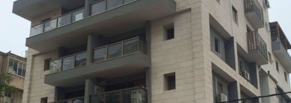 Абрамович, квартира с балконом