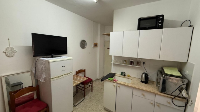 В аренду студия на Zomerstein 14 Netanya, за 2100 ₪