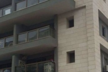 Абрамович, квартира с балконом