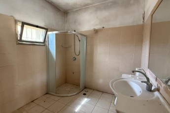 В аренду 3х-комнатный частный дом на Shoshana Damari 11, Netanya