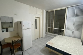 В аренду студия на Sderot Binyamin 12, Netanya за 2400 ₪