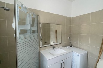 В аренду студия на Sha'ar HaGai St 14, Netanya за 3000 ₪