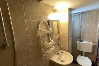 В аренду студия на Sha'ar HaGai St 10, Netanya за 2400 ₪