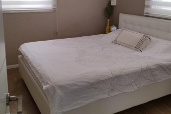 В аренду 3х-комнатная на Sderot Hayim Weizman 98, Netanya