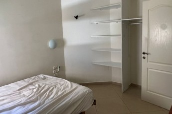 В аренду 5-комнатная на HaRav Kuk St 15, Netanya за 6300 ₪