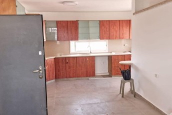 В аренду 2, 5-комнатная на Ya'akov Weiss St 8, Netanya за 3800 ₪