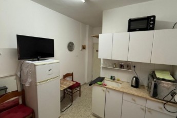 В аренду студия на Zomerstein 14 Netanya, за 2100 ₪