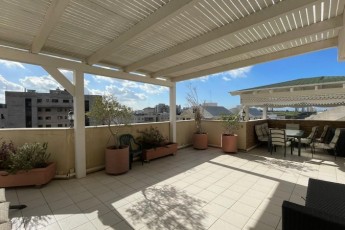 В аренду 5-комнатный дуплекс на Hartum St 34, Netanya за 8000 ₪