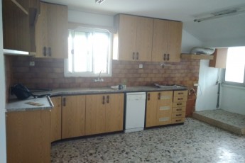 Квартира 3, 5 комнаты есть стоянка для машины аренда 3800 свобод