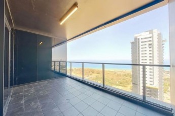 Квартира- продам 3 комнаты