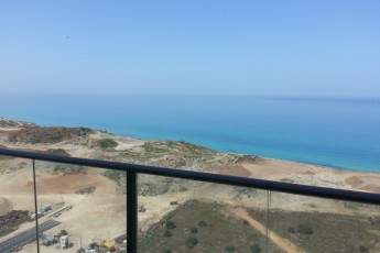 Новая кв на 22 этаже, вид на море и парк