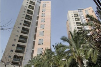 4 комнаты продаеться по случаю в ЮД-Гимель 1/7 - 1410000