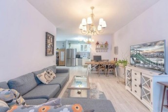 Квартира- продам 3 комнаты