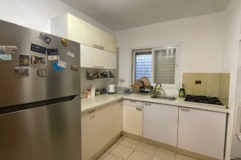 В аренду 3-комнатная квартира на Dr Stupp St 13, Netanya за 3000
