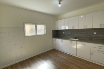 Сдам 4, 5х-комнатную на Shlomo ha-Melekh St 22, Netanya за 6000
